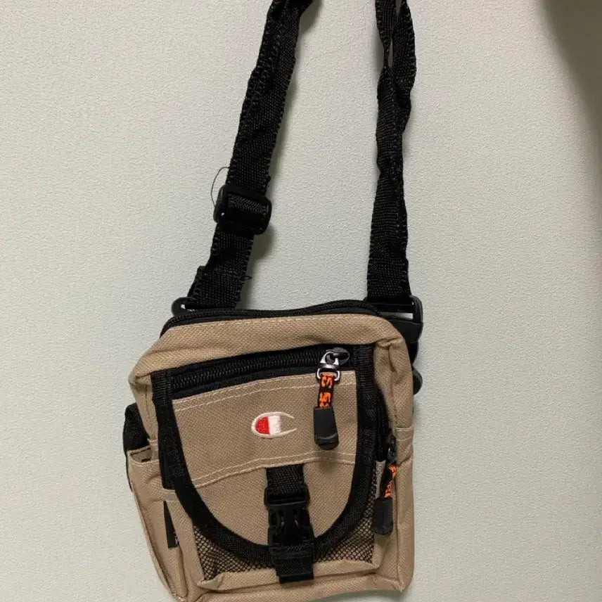 [BUNJANG] Champion Waist Bag Mini Crossbody Beige / 챔피온 웨이스트백 힙색 베이지 미니크로스백