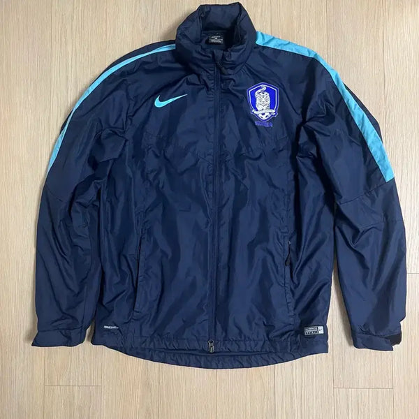 [BUNJANG] Nike 16-18 Season National Football Team SF1 Rain Jacket / 나이키 16-18 시즌 축구 국가대표 SF1 레인 자켓
