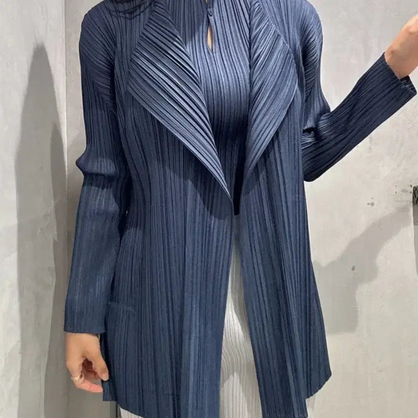 [BUNJANG] Pleats Please Mellow Cardigan Navy / 플리츠 플리즈 25년8월 멜로우