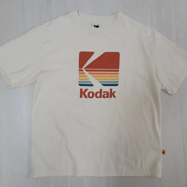 [BUNJANG] Kodak Rainbow Big Logo Short Sleeve T-Shirt (XL, 105) / (XL,105)코닥 레인보우 빅로고 반팔티셔츠 판매합니다
