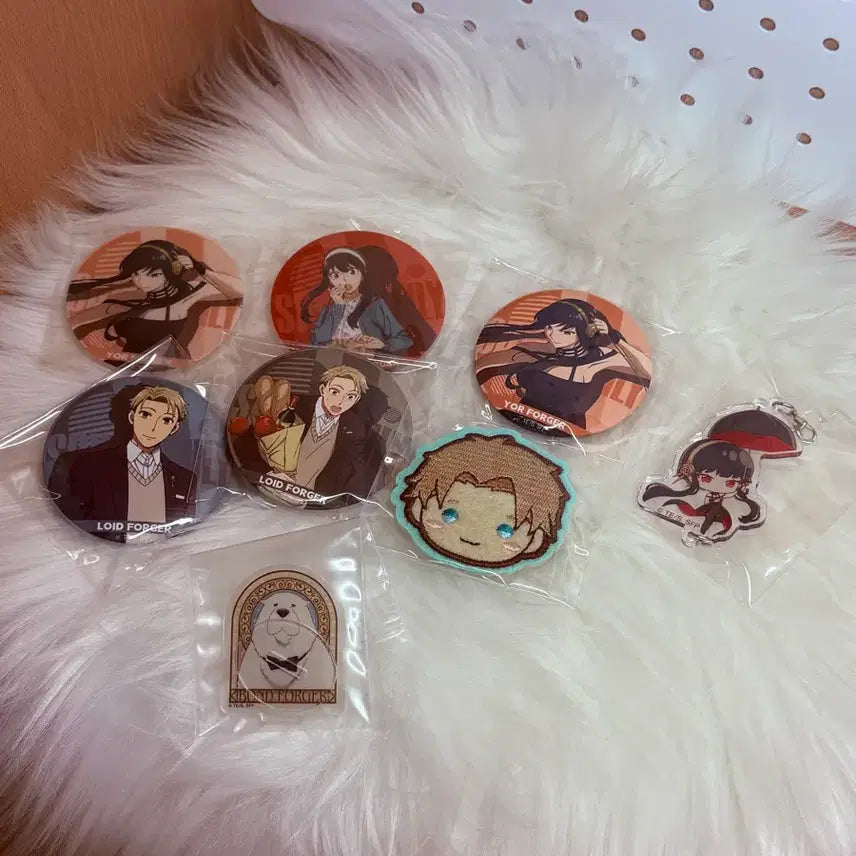 [BUNJANG] Spy x Family Pin Badge / 스파이 패밀리 핀뱃지 굿즈 팔아요.