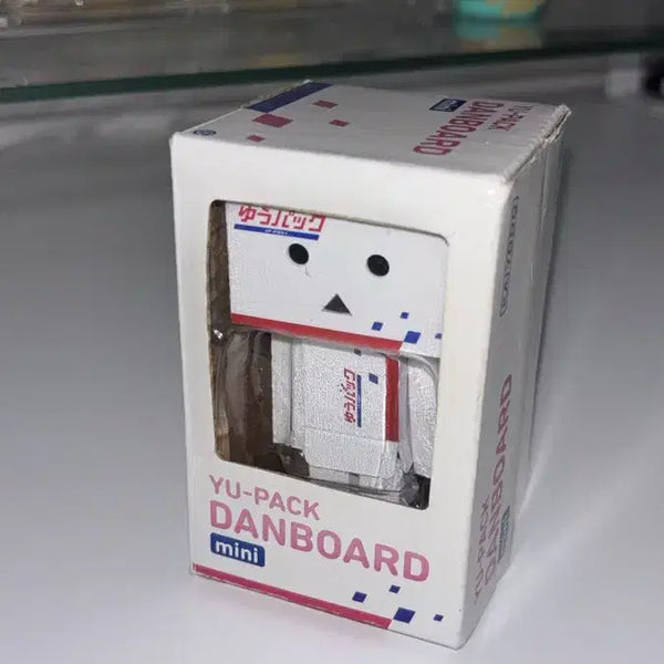 [BUNJANG] Yotsuba&! Revoltech Danbo Milk Box Classic Mini Figure / 요츠바랑 리볼텍 단보 우유팩 박스 고전 미니 피규어