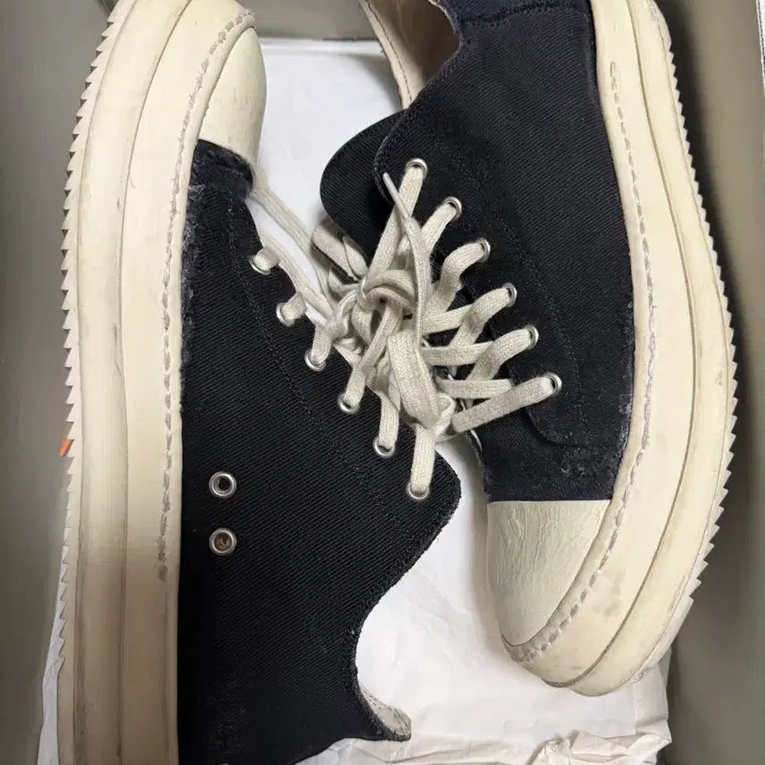 [BUNJANG] Rick Owens DRKSHDW Fogachine Low 'Black Milk' Cotton Denim / [44] 릭오웬스 다크쉐도우 포가친 로우 블랙밀크