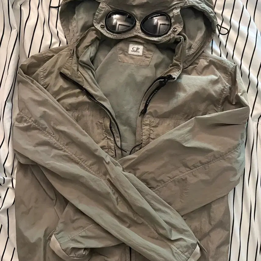 [BUNJANG] CP Company Goggle Windbreaker Limited Edition / (한정판/유일매물) cp컴퍼니 고글 바람막이