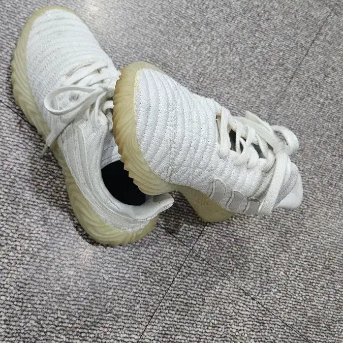 [BUNJANG] Adidas Sobakov White Sneakers 225 / 주말특가!아디다스 소바코프 화이트 운동화225