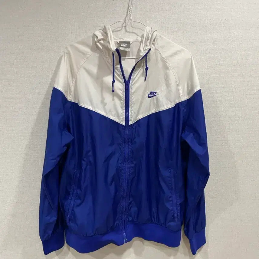 [BUNJANG] Nike Windbreaker Jacket White/Blue Two-Tone XL (105) / 나이키 바람막이 (105)