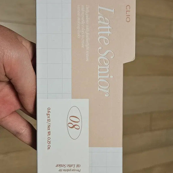 [BUNJANG] Clio Pro Eye Palette Air 08 Latte Is Senior / 클리오 08 라떼는 선임 프로 아이 팔레트 에어 프아팔