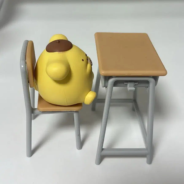 [BUNJANG] Seria Miniature School Desk Chair Figure Ornament (Sealed) / (미개봉) 일본 세리아 미니어처 학교 책상 의자 피규어 장식 소품