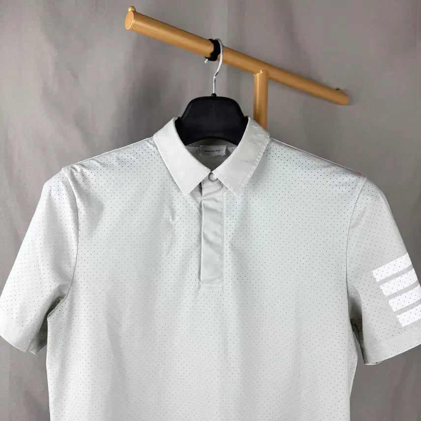 [BUNJANG] South Cape Punching Polo T-Shirt (Light Green, Size M) / M ) 사우스케이프 전판 펀칭 폴로 티셔츠
