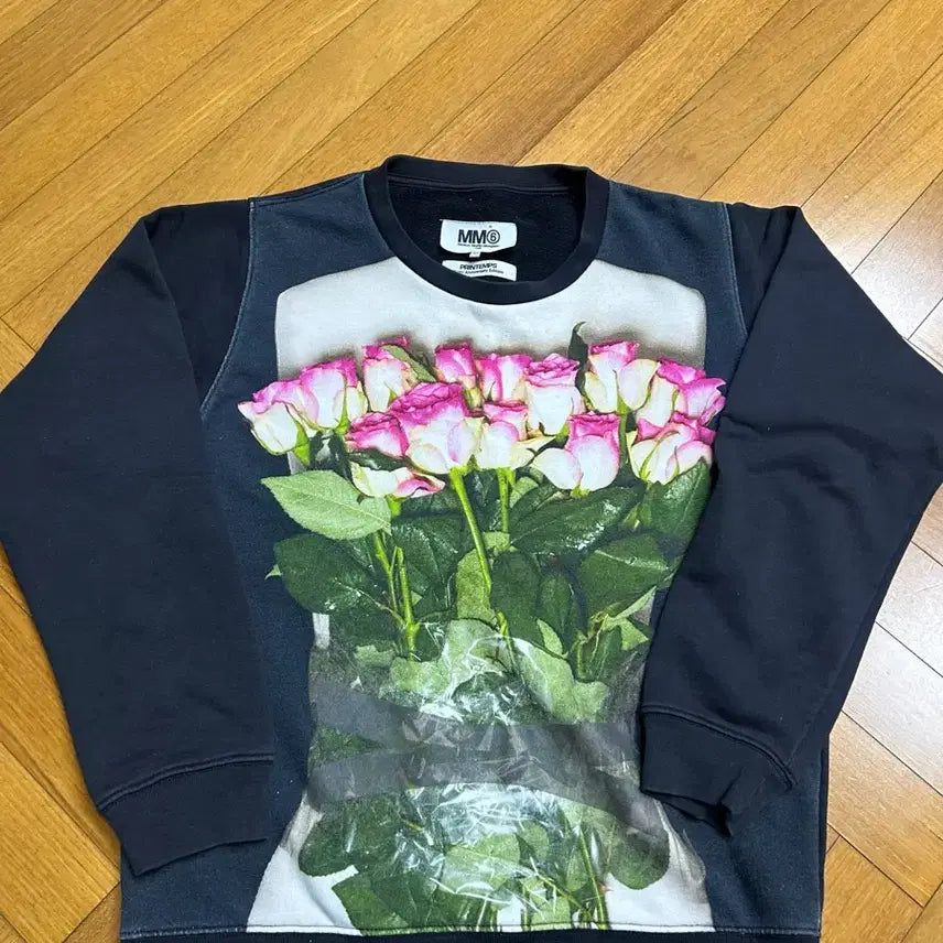 [BUNJANG] MM6 Maison Margiela Rose Print Sweatshirt / MM6 메종 마르지엘라 로즈 프린트 맨투맨 백화점판 정품