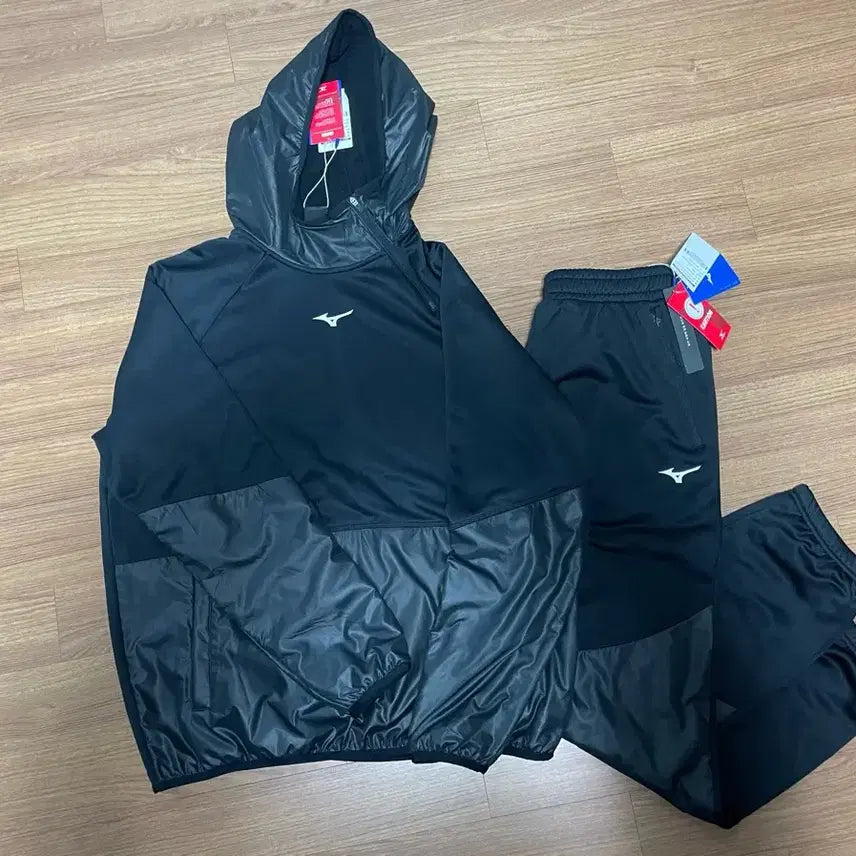 [BUNJANG] Mizuno Black Fleece Hoodie Pullover Pants Set L (100) / 미즈노 블랙 트레이닝복 세트