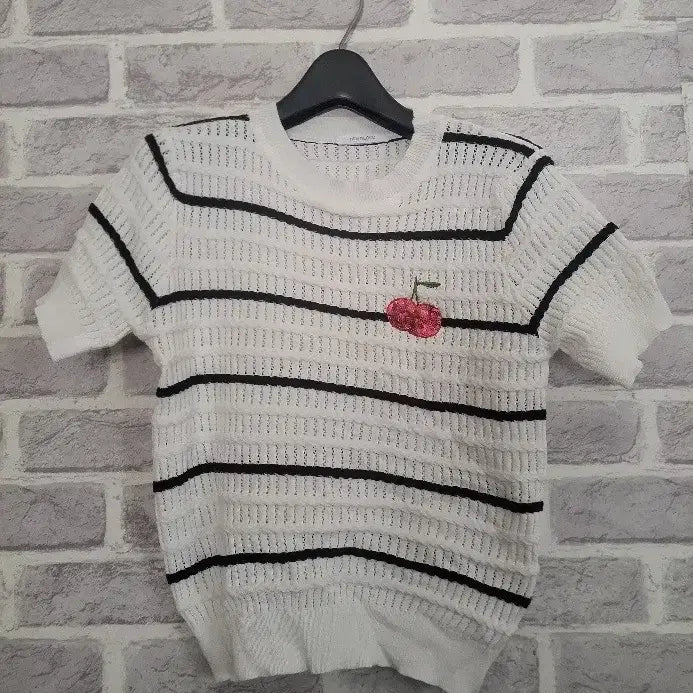 [BUNJANG] n by n CoCo Cute Stripe Short Sleeve Knit / n by n coco큐트 스트라이프 반팔 니트/알뜰한여우