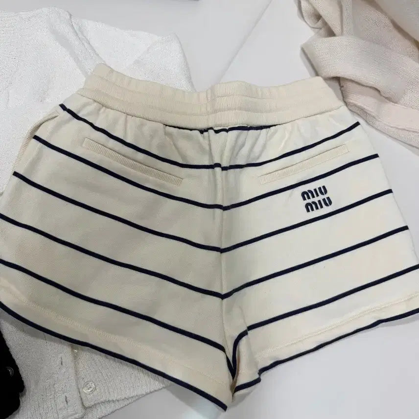 [BUNJANG] Miu Miu Striped Cotton Shorts / 미우미우 반바지