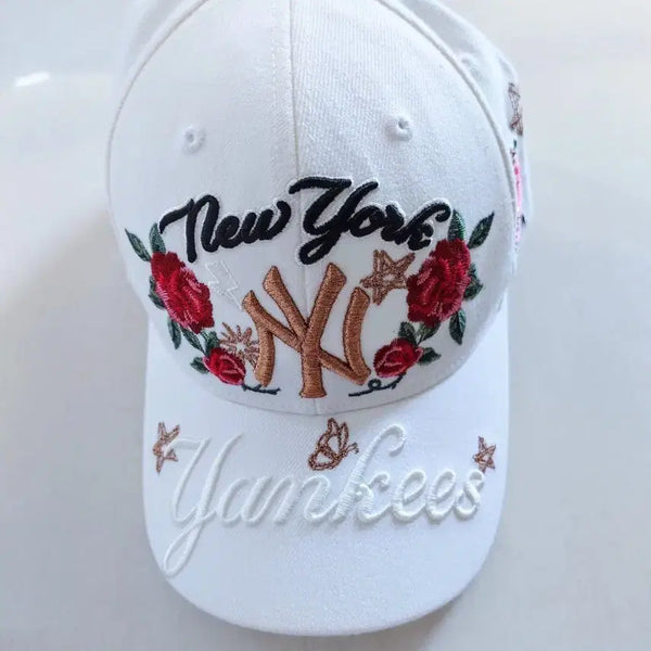 [BUNJANG] MLB New York Yankees Floral Embroidery Baseball Cap / MLB 뉴욕 양키스 볼캡 꽃자수 야구모자
