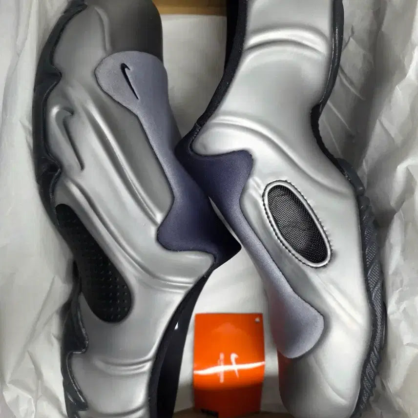 [BUNJANG] Nike Clogposite Metallic Dark Grey / [285] 나이키 클로그포짓 메탈릭 다크 그레이