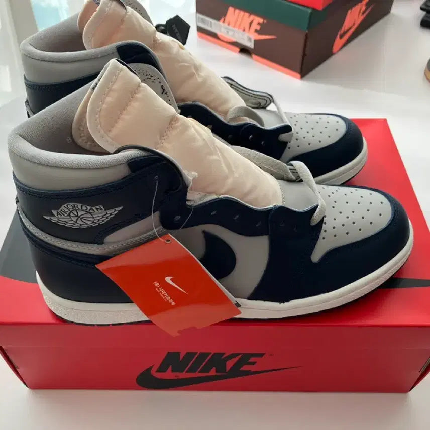 [BUNJANG] Nike Air Jordan 1 High 85 College Navy Sneakers / 나이키 / 조던1 하이 85 컬리지 네이비 / 260