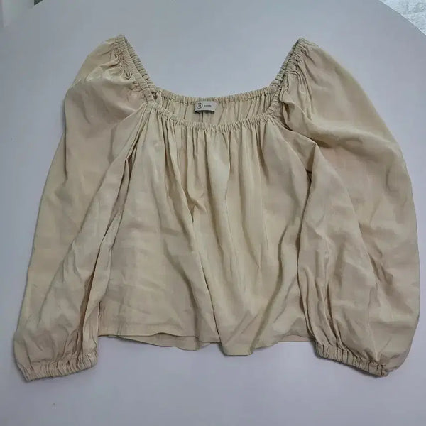 [BUNJANG] Blossom H Company Square Neck Blouse / 블러썸에이치컴퍼니 스퀘어넥 블라우스