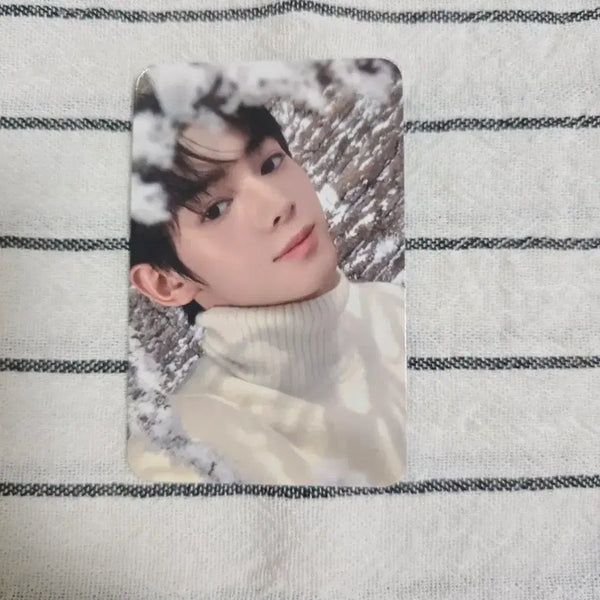 [BUNJANG] TWS Last Bell Soundwave Han Jin Photocard / 투어스 라스트벨 사운드웨이브 한진 포카