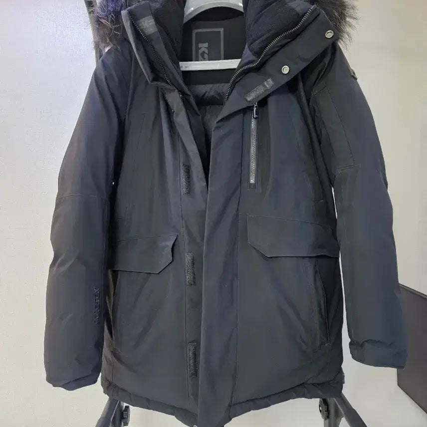 [BUNJANG] K2 Lartis GORE-TEX Padded Jacket Black / K2 라르티스 고어텍스 패딩 블랙 100