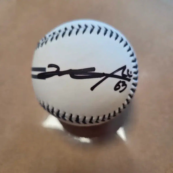 [BUNJANG] Doosan Bears Kim Taek-yeon Rookie of the Year Signed Baseball / 두산베어스 김택연 신인왕 기념구 싸인볼