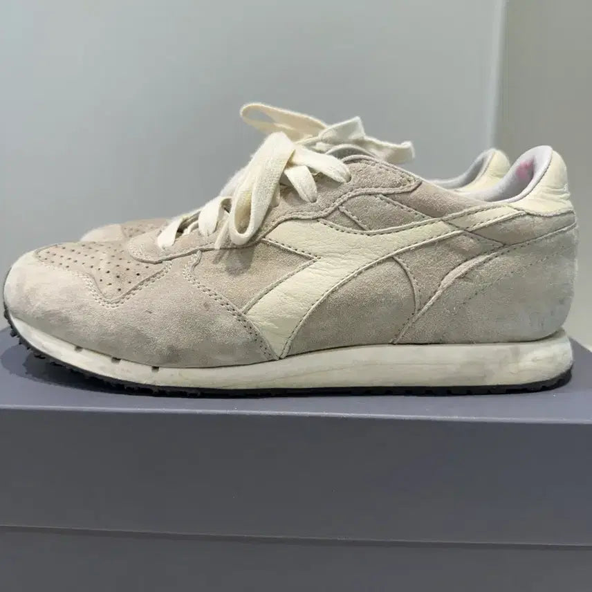 [BUNJANG] Diadora Premium Leather Shoes Size 260 / 디아도라 프리미엄 라인  260 사이즈 + 1