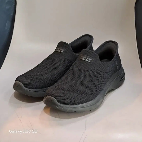 [BUNJANG] Skechers GoWalk Black Slip-On Sneakers / 스케쳐스 고워크 블랙 슬립온 운동화230mm