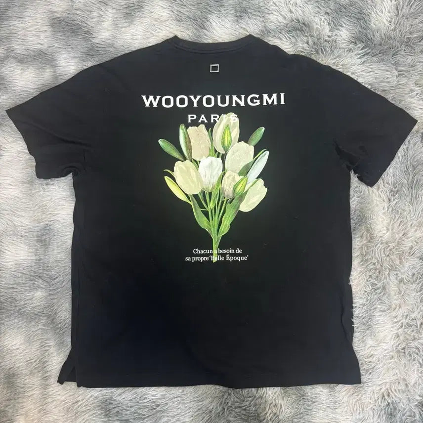 [BUNJANG] Wooyoungmi Tulip Flower Short Sleeve T-Shirt Size 48 / 우영미 플라워 반팔 48 (튤립)