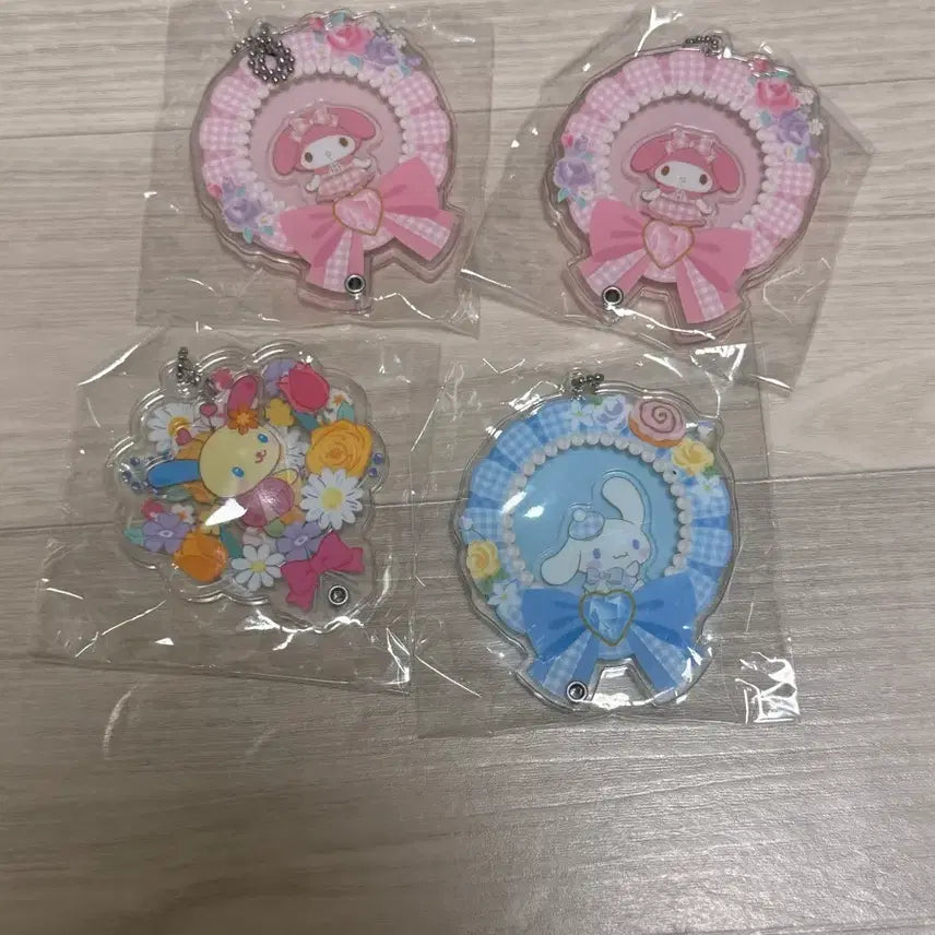 [BUNJANG] Sanrio Secret Custom Acrylic Charm (Flower Series) / 산리오 시크릿 커스텀 아크릴 참 (플라워) 시리즈 판매