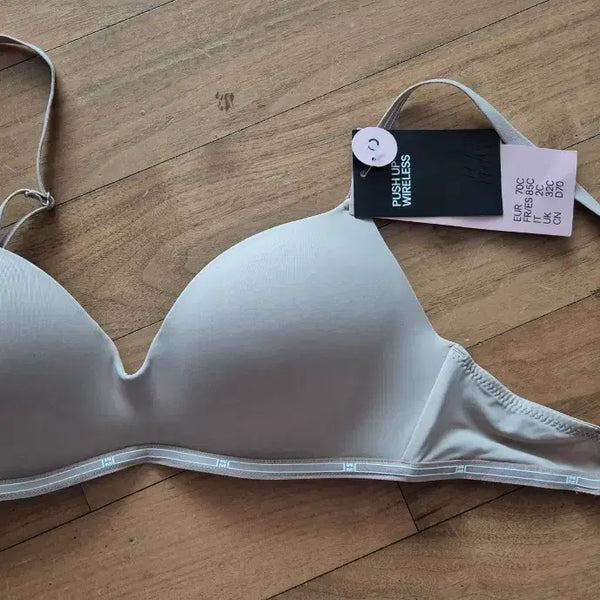 [BUNJANG] 70C Push-Up Bra / 70C 푸쉬업 브라