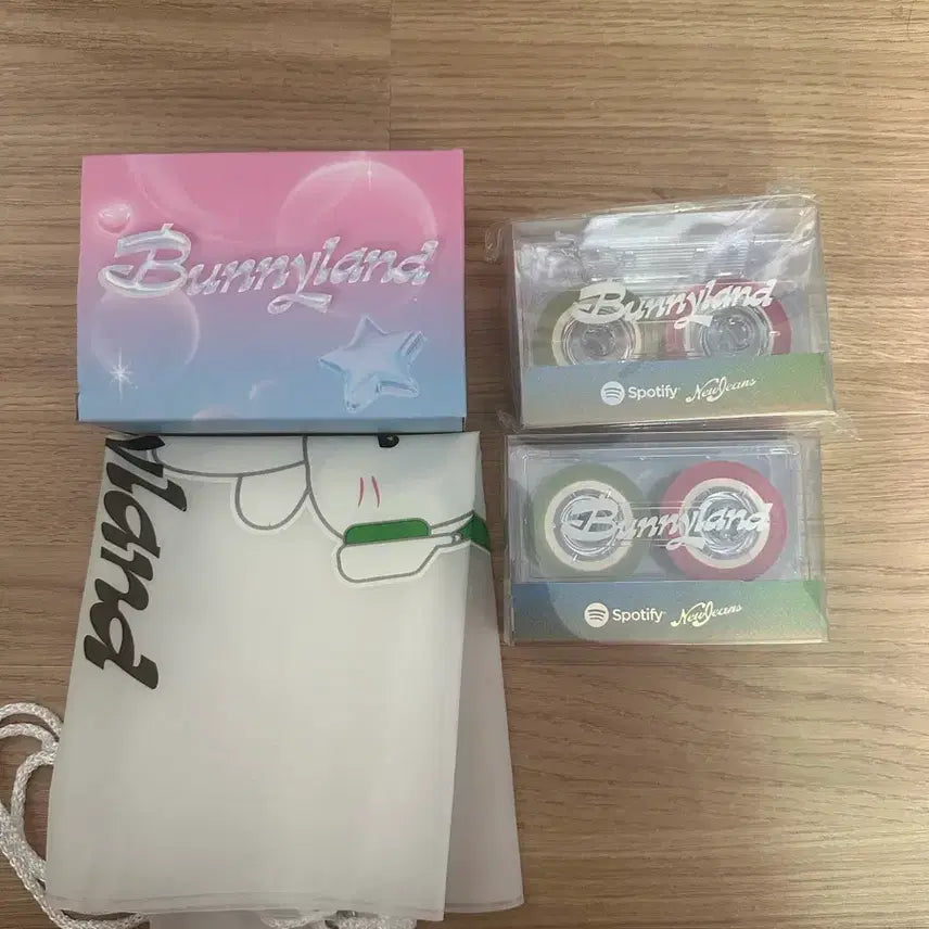 [BUNJANG] NewJeans Bunnyland Spotify Goods Set / 뉴진스 Bunnyland Spotify 굿즈 세트