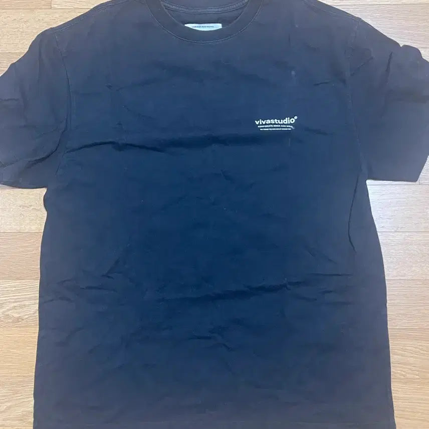 [BUNJANG] Vivastudio Black Short-Sleeve T-Shirt / 비바스튜디오 블랙 반팔 티셔츠