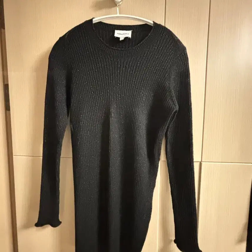 [BUNJANG] Bimbarola Black Ribbed Knit Top / 빔바이롤라 블랙 골지 니트