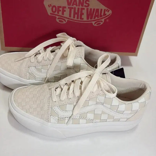[BUNJANG] Vans Old Skool Platform Blanc de Blanc Shoes (225) / 반스 올드스쿨 플랫폼 225 박스,택 포함 새상품 (정가 약 10만 원)
