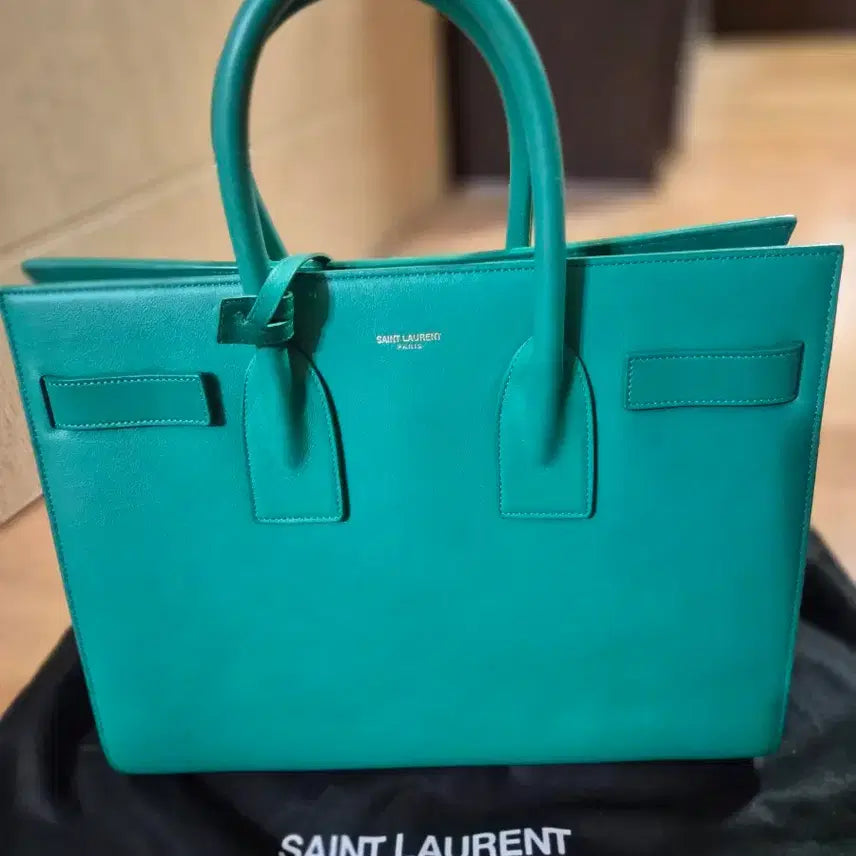[BUNJANG] Saint Laurent Sac De Jour Tote Bag / (무배)생로랑 삭드쥬르 토트백
