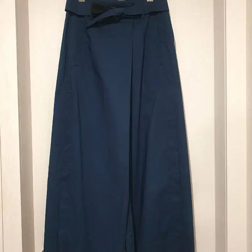 [BUNJANG] JESSINY Navy Wrap Wide Pants / JESSINY  네이비 색상 랩 통팬츠