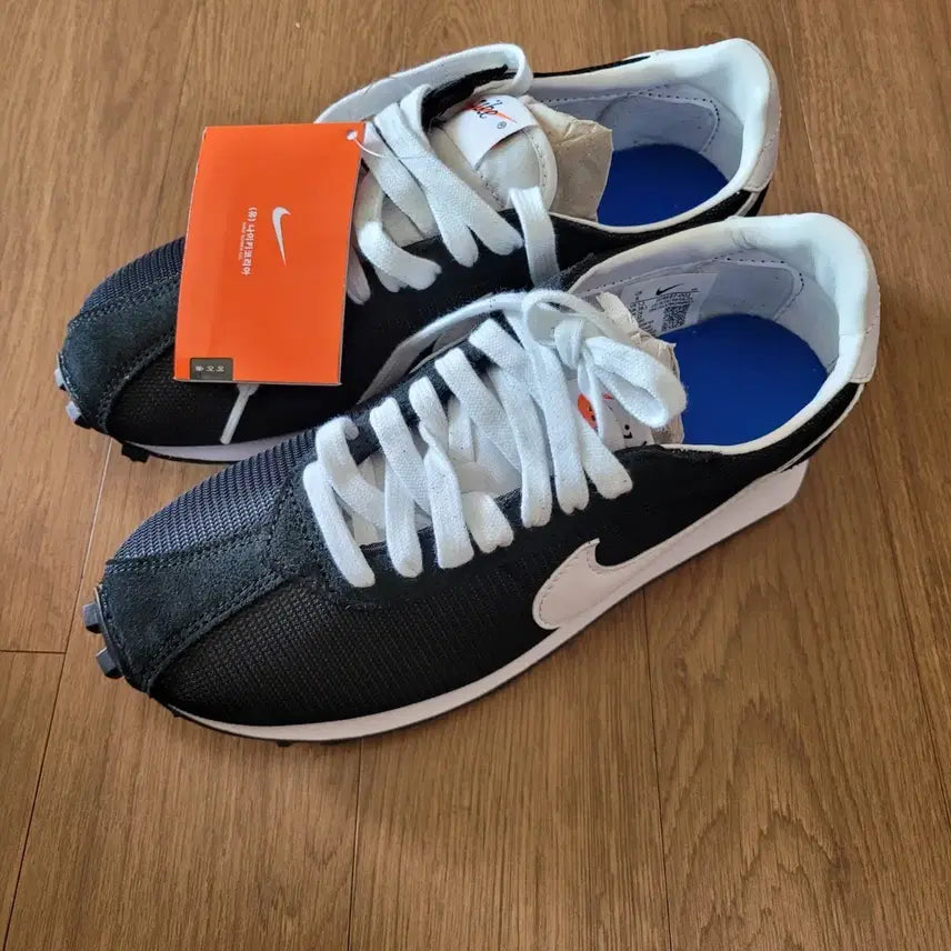 [BUNJANG] Nike Sneakers / 나이키 스니커즈 신발  240