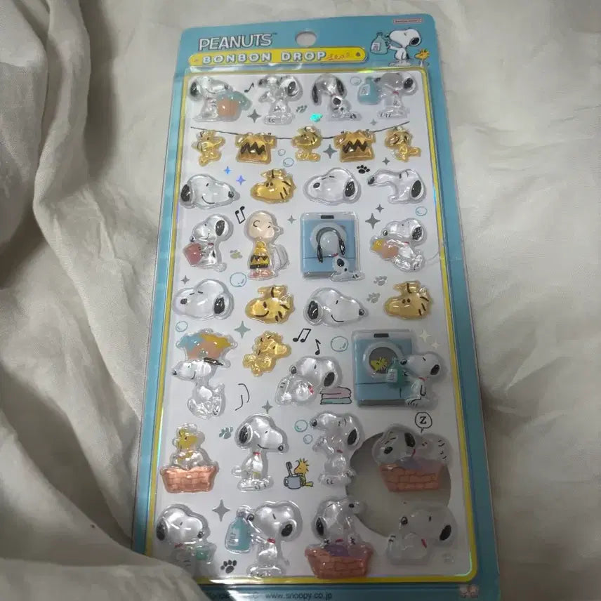 [BUNJANG] Snoopy Bongbong Drop Sticker (Japan) / 스누피 봉봉드롭 스티커 일본 새상품