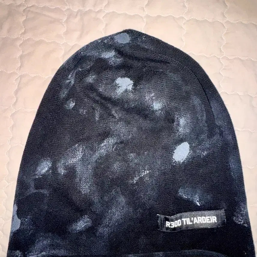 [BUNJANG] Lowringlad Dirty Beanie / 로어링라드 더티 비니 새상품