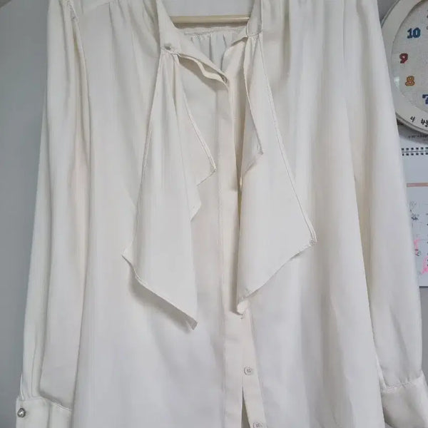 [BUNJANG] KL Ribbon Blouse Ivory Size 66 / KL 리본 블라우스66