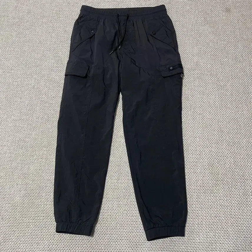 [BUNJANG] National Geographic Woven Training Pants / 31 네셔널지오그래픽 우븐 트레이닝복 바지 B.7680