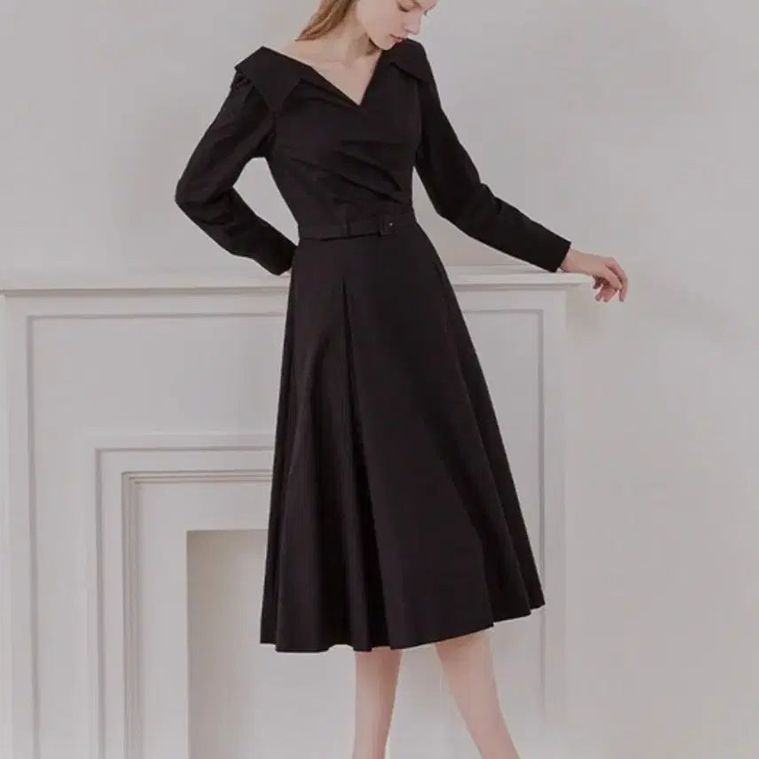 [BUNJANG] Bride And You ELLIE V-neck Black Long Dress / BAU by 브라이드앤유 하객 원피스 ELLIE V-neck shirt