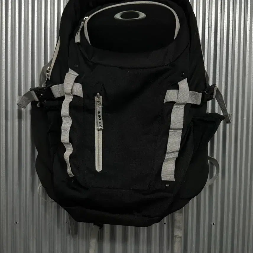 [BUNJANG] Oakley 2013 Archive Technical Backpack / [32x45] 오클리 Oakley 정품 아카이브 고프코어 테크 백팩