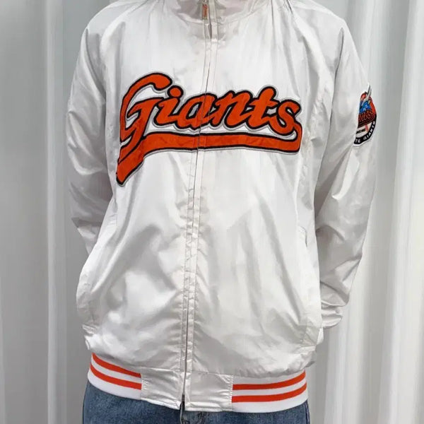 [BUNJANG] Lotte Giants White Spring/Autumn Windbreaker Jacket / [S]롯데 자이언츠 화이트 춘추용 바람막이