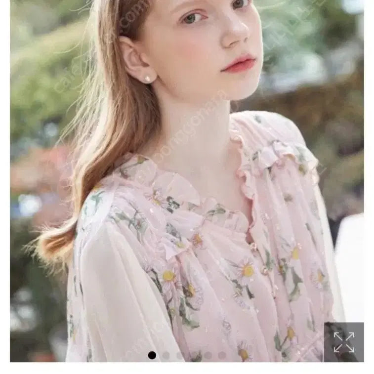 [BUNJANG] Hakeish Angel Chiffon Flower Blouse - Baby Pink / [새상품] 하케쉬 엔젤 쉬폰 플라워 블라우스 베이비핑크