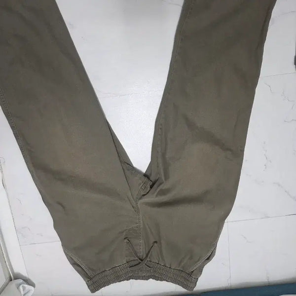 [BUNJANG] Men's Khaki Pants / 남자 카키 바지