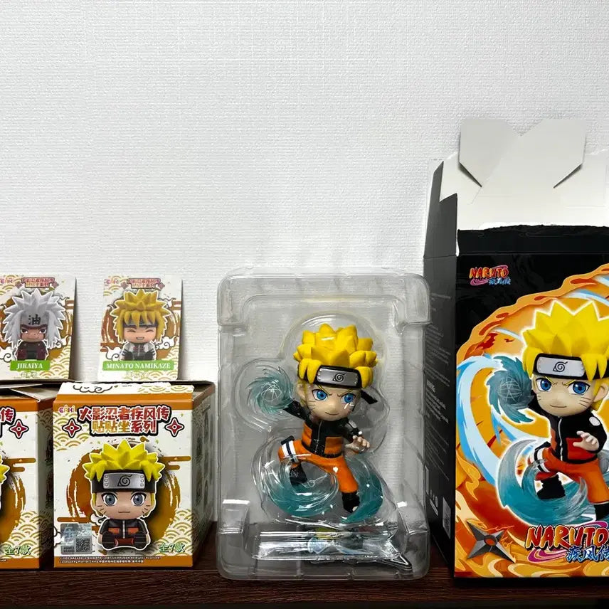 [BUNJANG] Pop Mart Naruto Licensed Gacha Figures & T-Shirt Set (Minato, Jiraiya) / 나루토 팝마트 정품 가챠 피규어, 티셔츠 (나루토 미나토 지라이야)