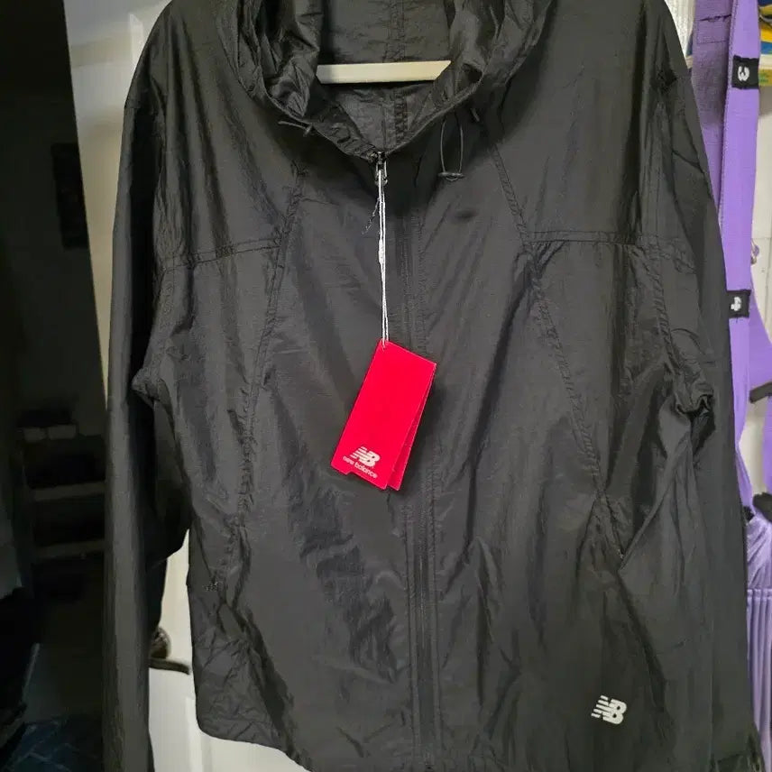 [BUNJANG] New Balance Windbreaker Jacket / 뉴발란스 바람막이 판매합니다
