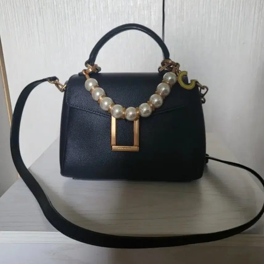 [BUNJANG] Couronne Swing Jean Black Tote Bag with Pearl Strap / 쿠론 가방 스윙진 블랙 토트백 + 진주 스트랩