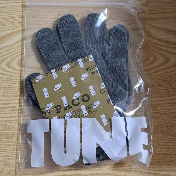 [BUNJANG] Nike x TUNE Air Force 1 Custom Kit (Sanding Gloves Set) / 나이키 튠 에어포스 사포 장갑 세트