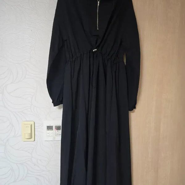 [BUNJANG] Black Long Hooded Maxi Dress / 롱 블랙 원피스 맥시원피스